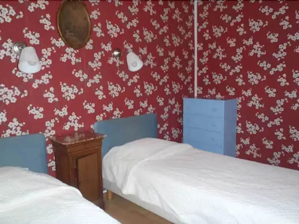 Четырёхместный номер Standard в Hôtel Esmeralda