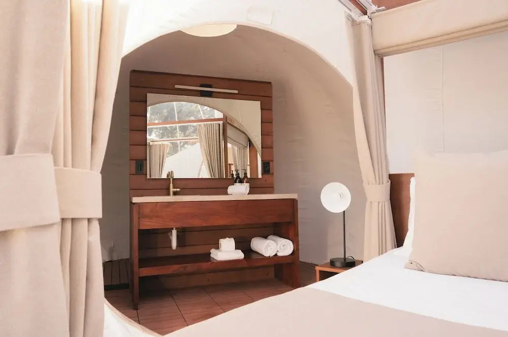 Campera Hotel Burbuja by null