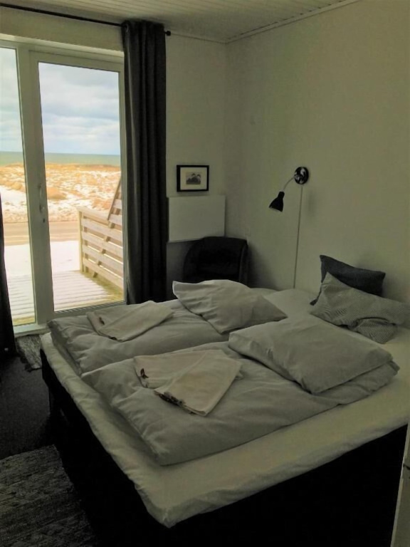 Superior Double room with sea view (full double bed)