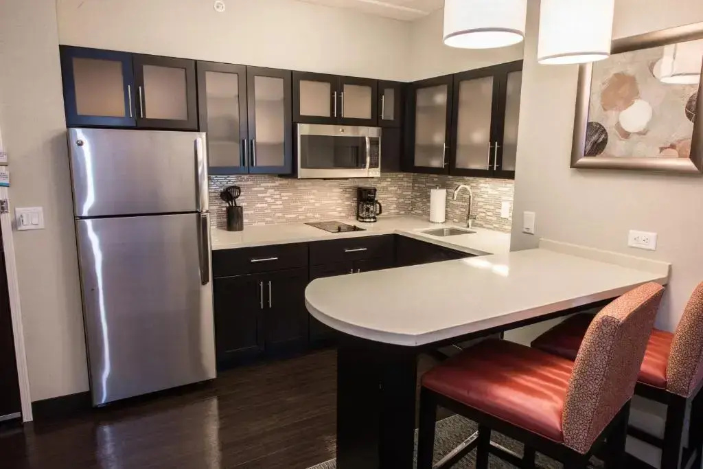 Staybridge Suites Albany Wolf Rd-Colonie Center by IHG - Chambres