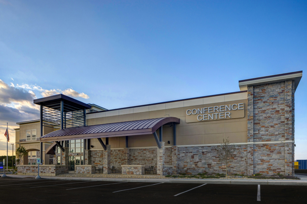 Homewood Suites by Hilton Oak Creek Milwaukee