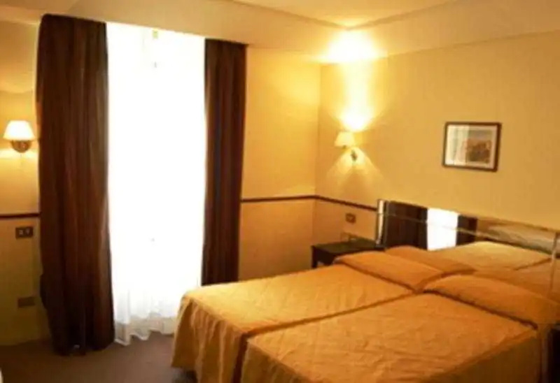 Standard Double room (twin beds)
