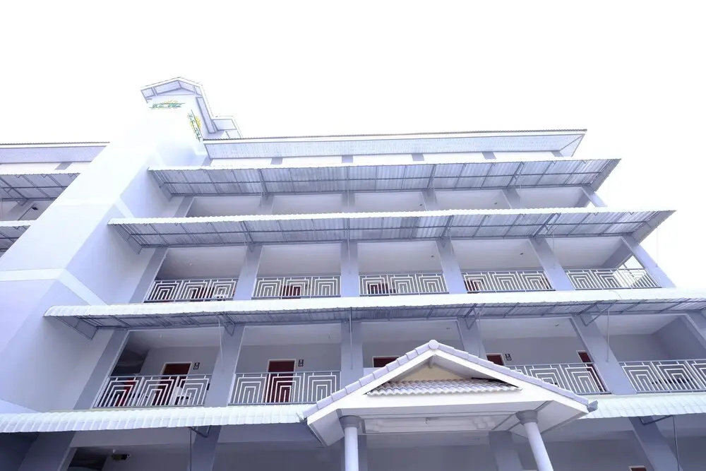 P.C.Tel Hotel