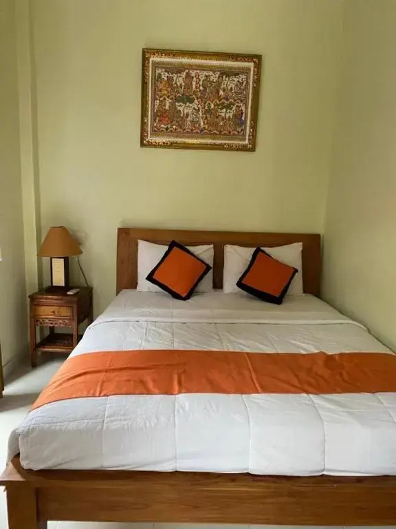 Standard Double room with balcony (full double bed)
