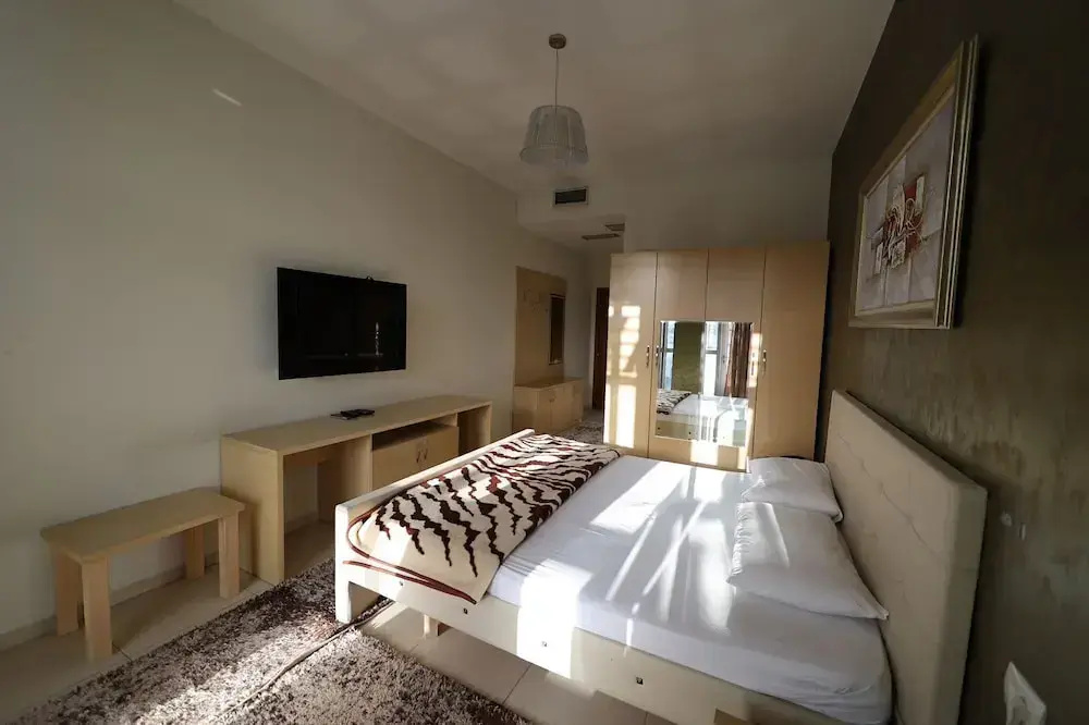 Hotel Gjuta - Chambres
