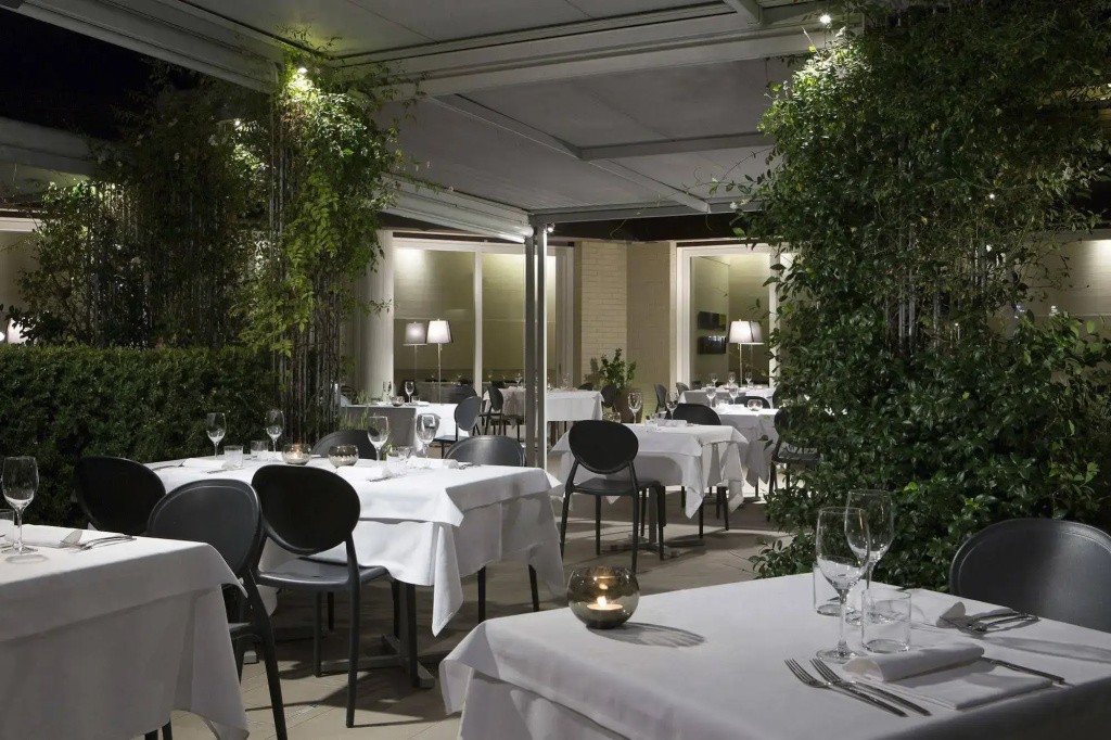 Hotel photo 11