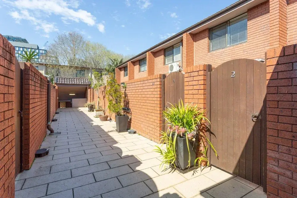 Elegantly Modern 2-bed In The Heart of Chippendale