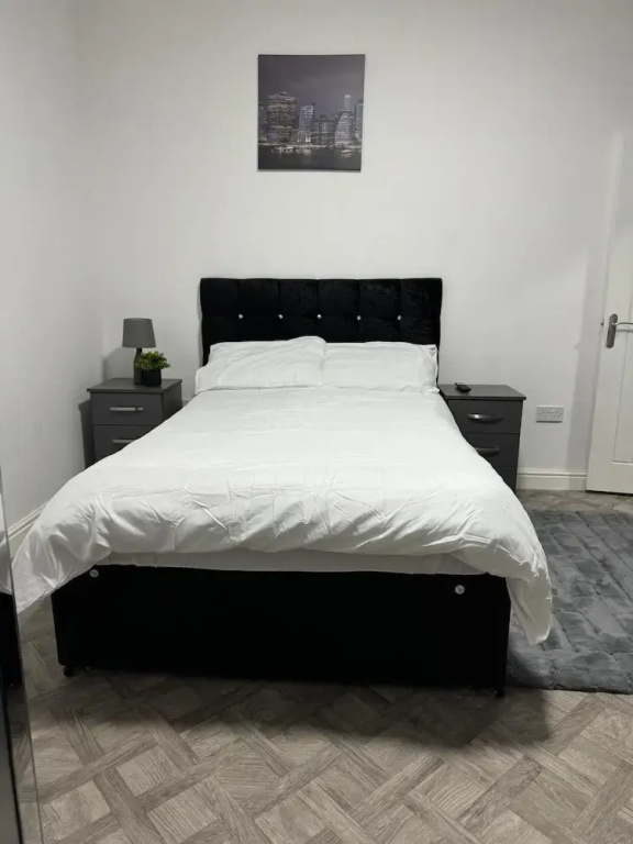 1-bed Apartment in Clifton Nottingham