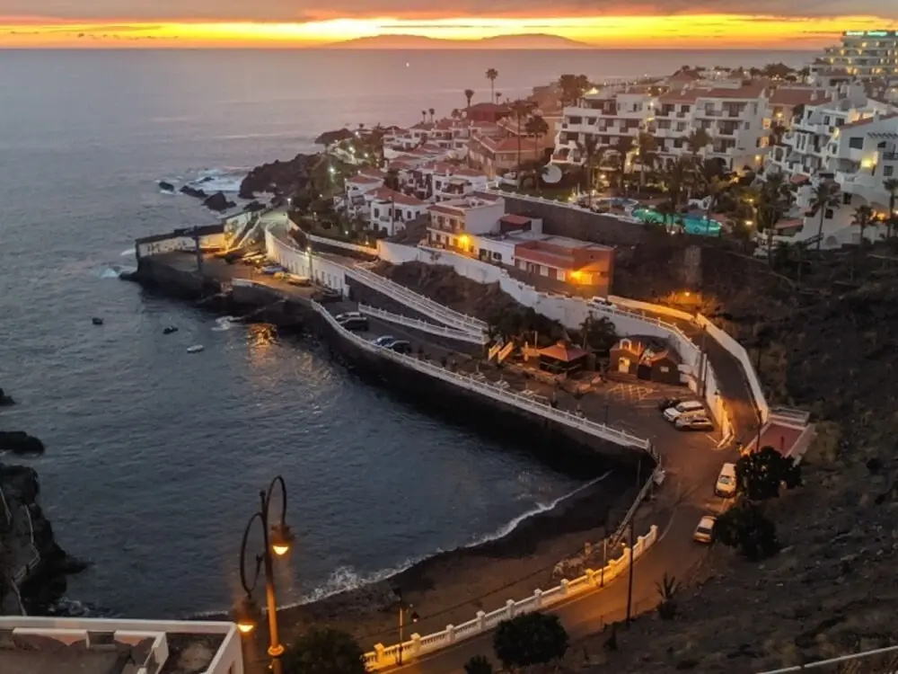 Luna de Opalo in Santiago del Teide