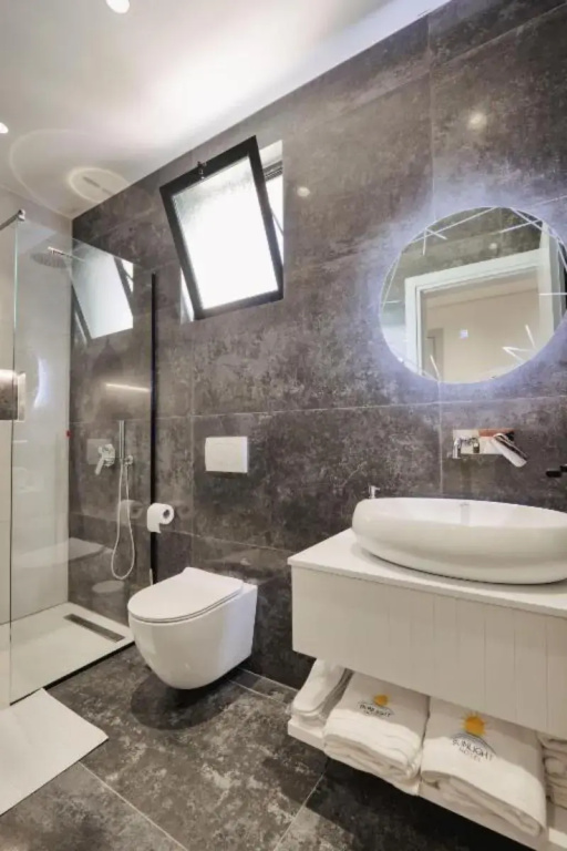 Suite with balcony and with sea view