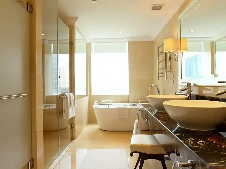 Quadruple Junior Suite