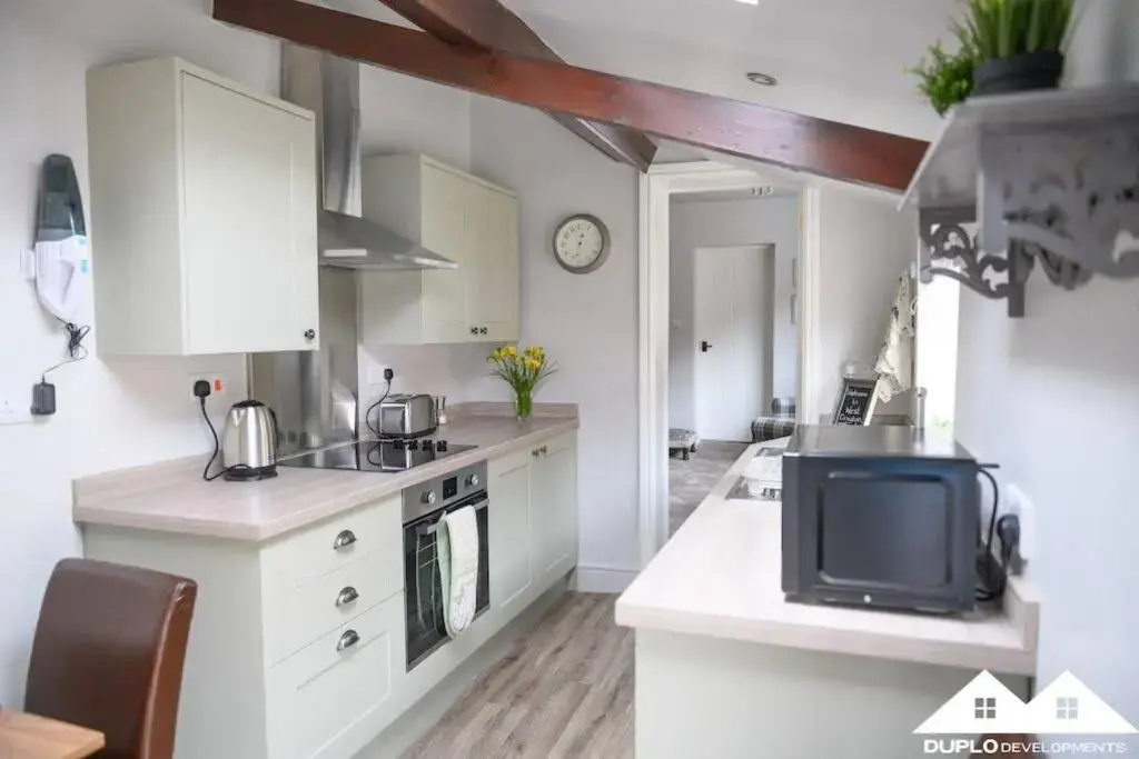 The Allerton Apartment at West Drayton Farm