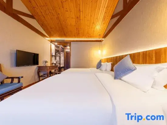 Standard room with balcony