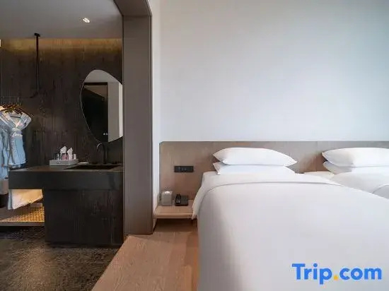 2 Bedrooms Family Villa