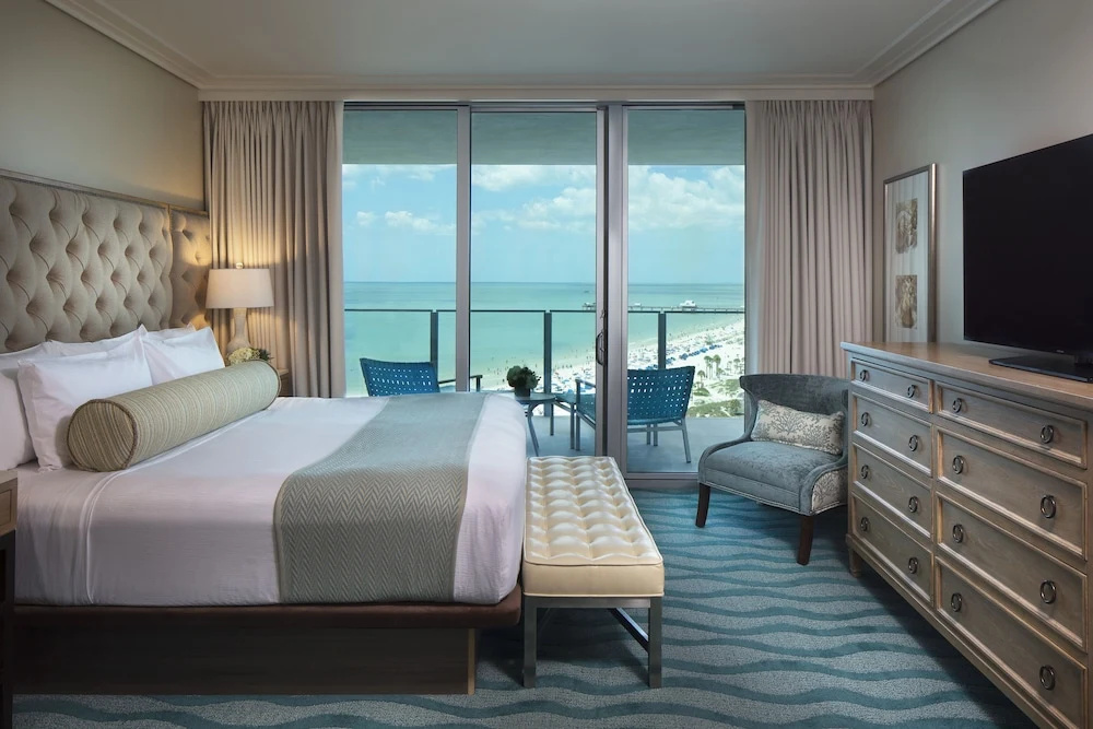 1 Bedroom Deluxe Suite with ocean view