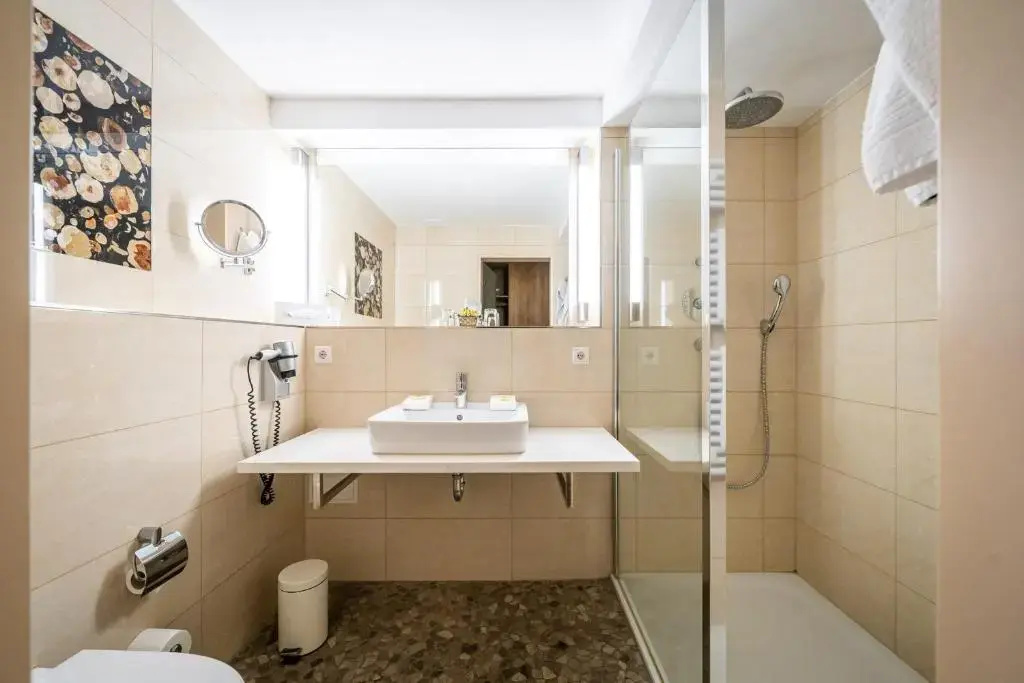 Waldhotel Tannenhäuschen - Chambres