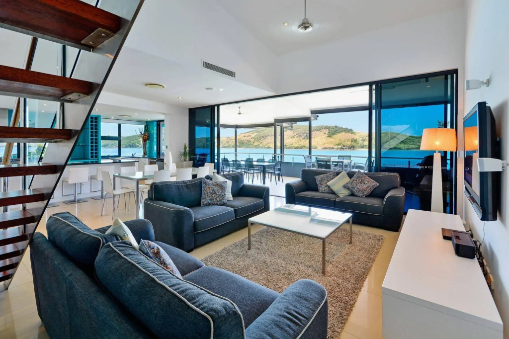 The Edge 5 - Hamilton Island