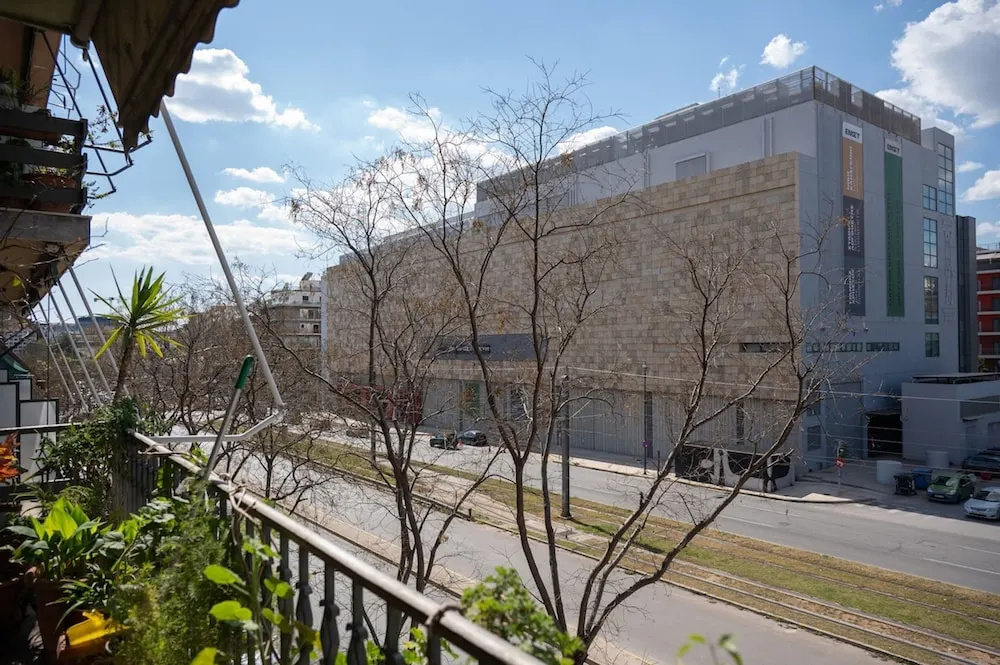 Artline Residence in Acropolis District