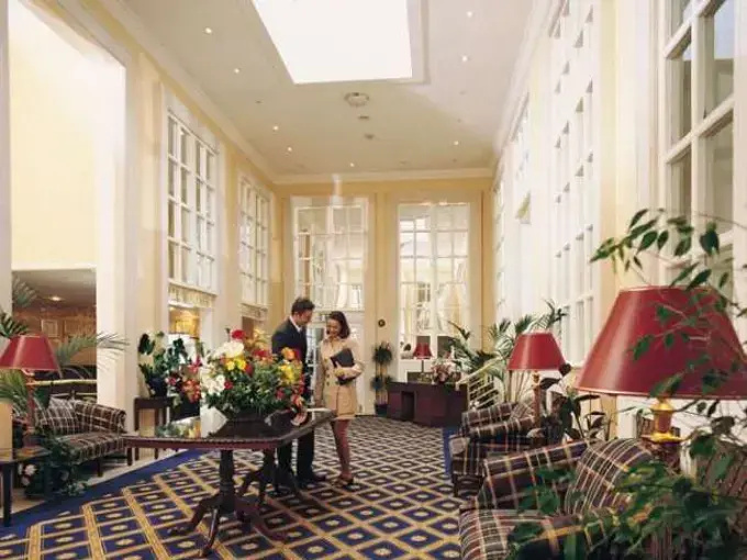 Park Inn by Radisson Shannon Airport