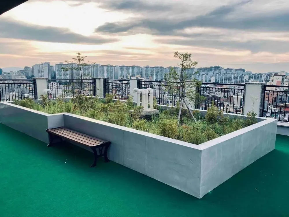 Chic, Modern Apartment Next to Hwagok Station