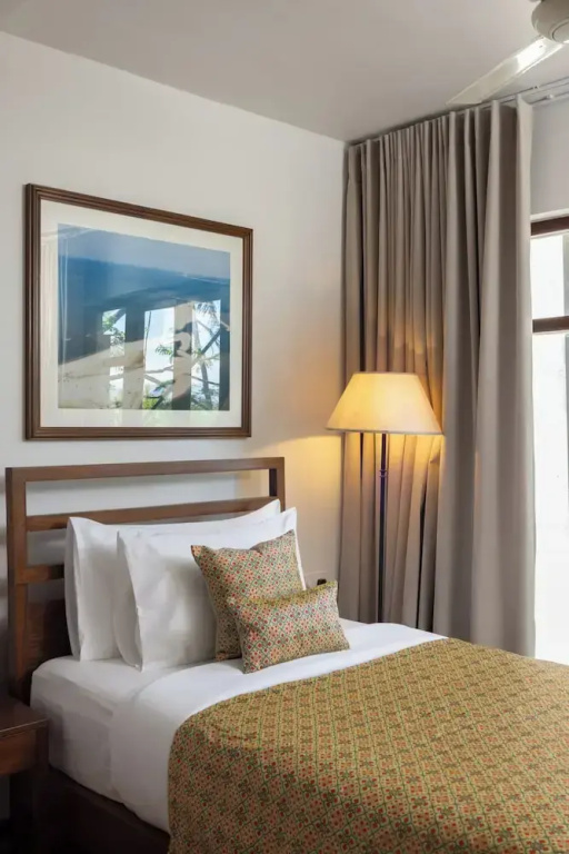 Deluxe Double room with garden view (full double bed)