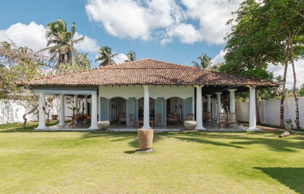 If Villa In Unawatuna