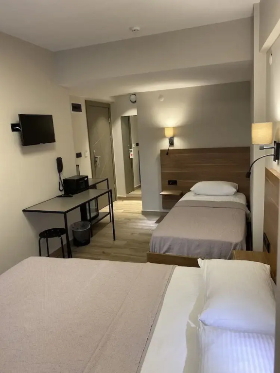 Standard Double room with mountain view (full double bed)