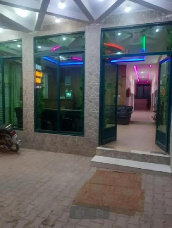 Diamond Hotel