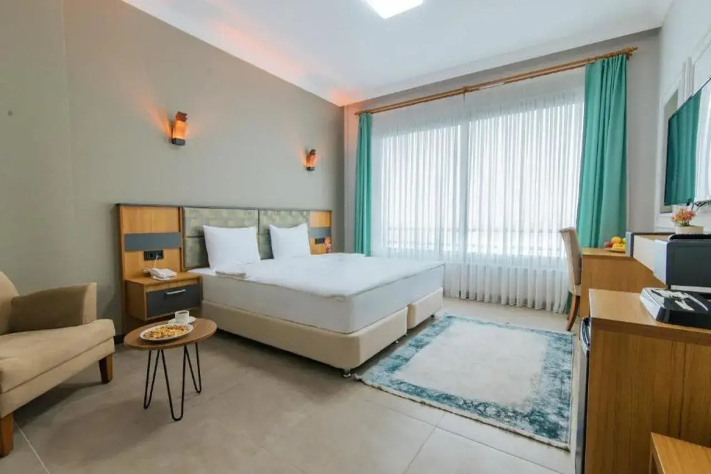 Fevzi Hoca Hotel