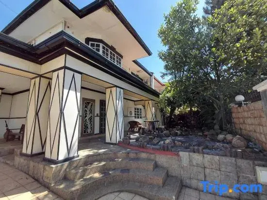 6 Bedroom 24 Pax Karaoke Pool Stay for Family OKR by Manhattan Group