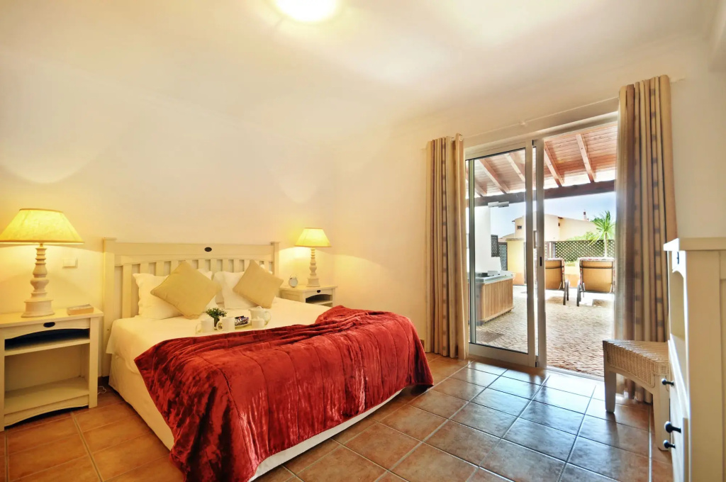 Jardim Da Meia Praia Hotel - Général