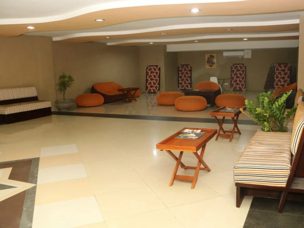 Nirmala Hotel & Convention Centre by ZEN Rooms