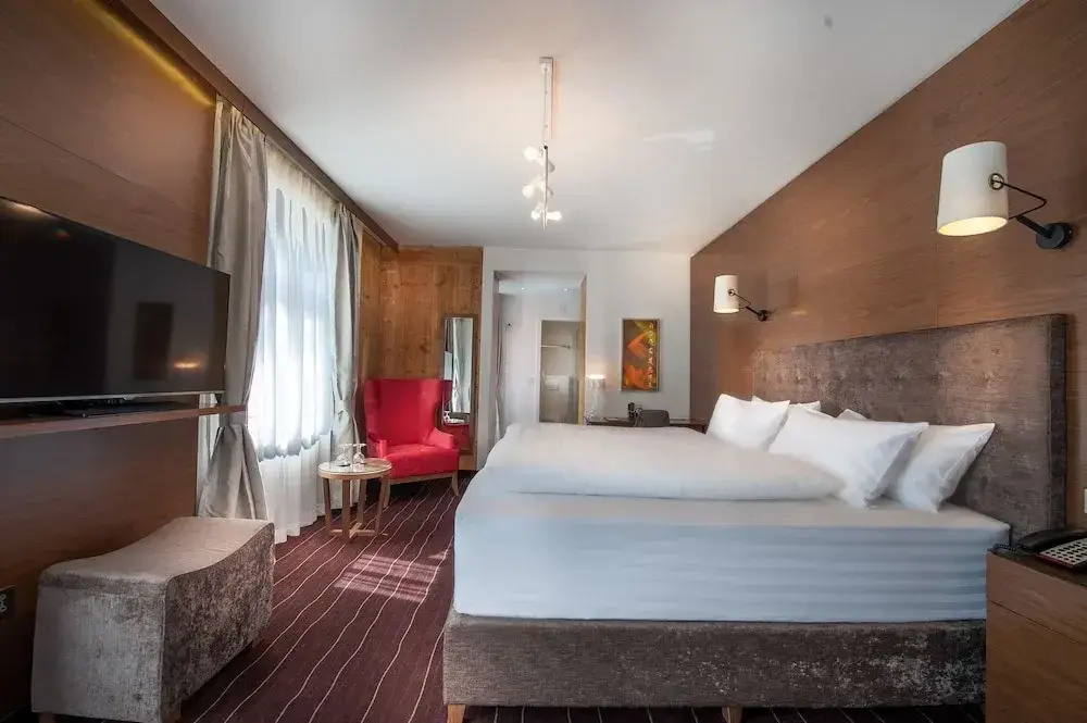 Premium Double room with balcony and with mountain view (full double bed)