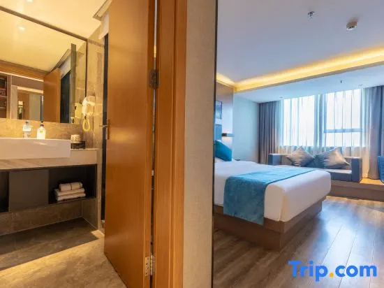 Deluxe Double room (full double bed)