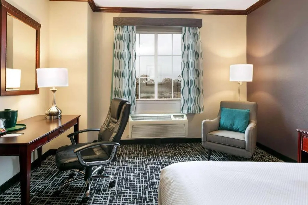 La Quinta Inn & Suites by Wyndham Lindale - Chambres