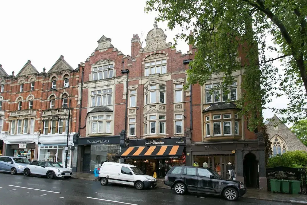 Veeve - Rosey Rosslyn Flat