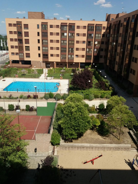 Apartment 5 Guests ,WANDA , Aeropuerto, IFEMA