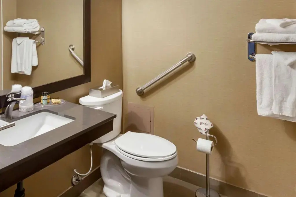 Best Western Plus Leamington Hotel & Conference Centre - Chambres