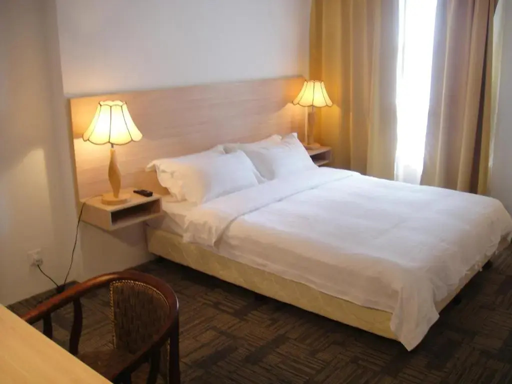 Superior Double room (full double bed)