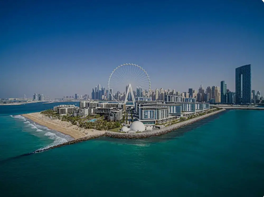 Cayan Tower - The Artist Studio