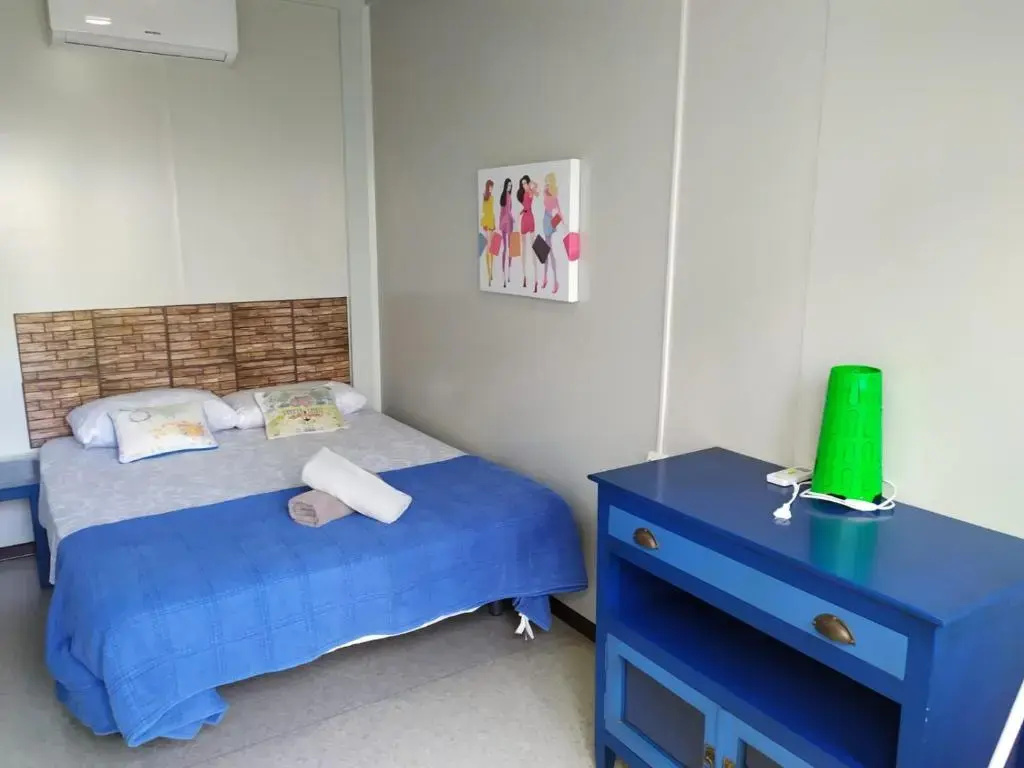 Economy room