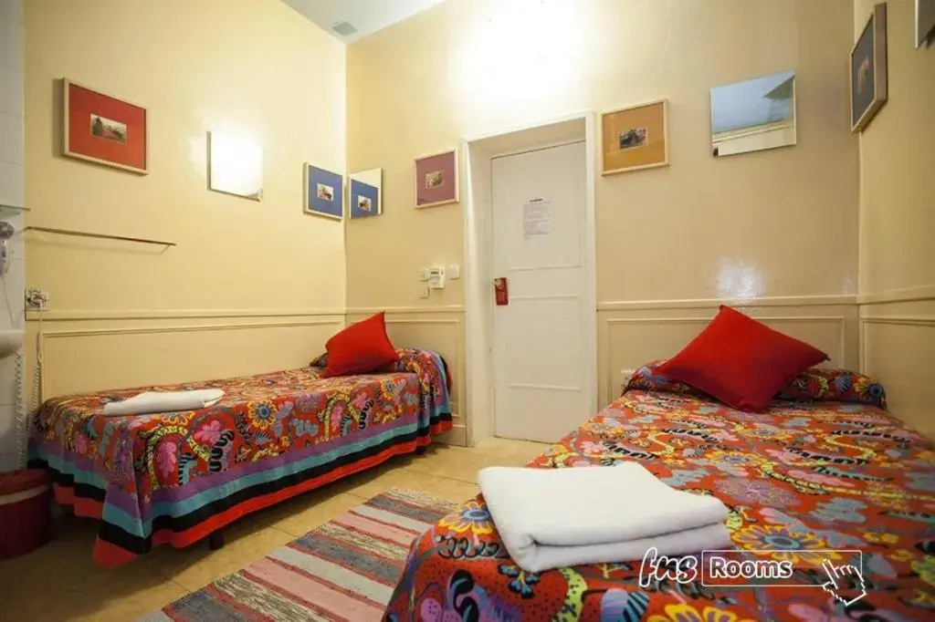 Standard Double room (twin beds)