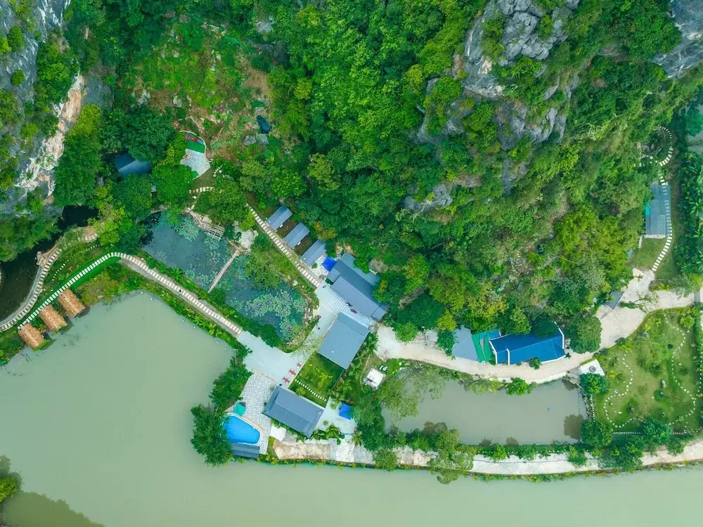 Hoang Minh Mountainside Villa