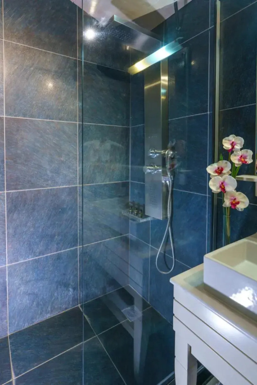 Superior Double room with land view (full double bed)