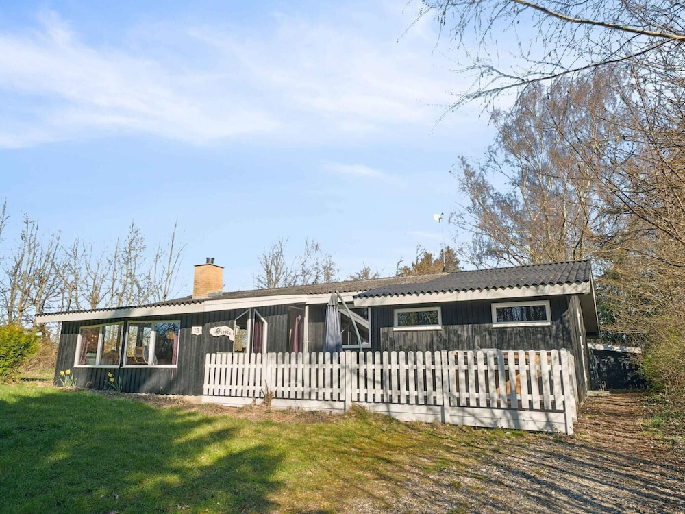 4 Star Holiday Home in Ronde