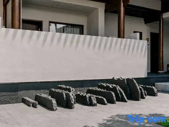 Hemu Rural Resort (Shaxi Ancient Town )