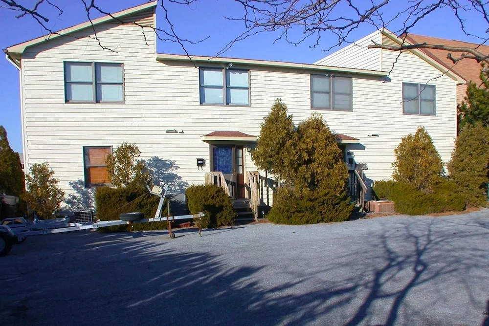 Sea Jay 616c 2 Bedroom Townhouse by RedAwning