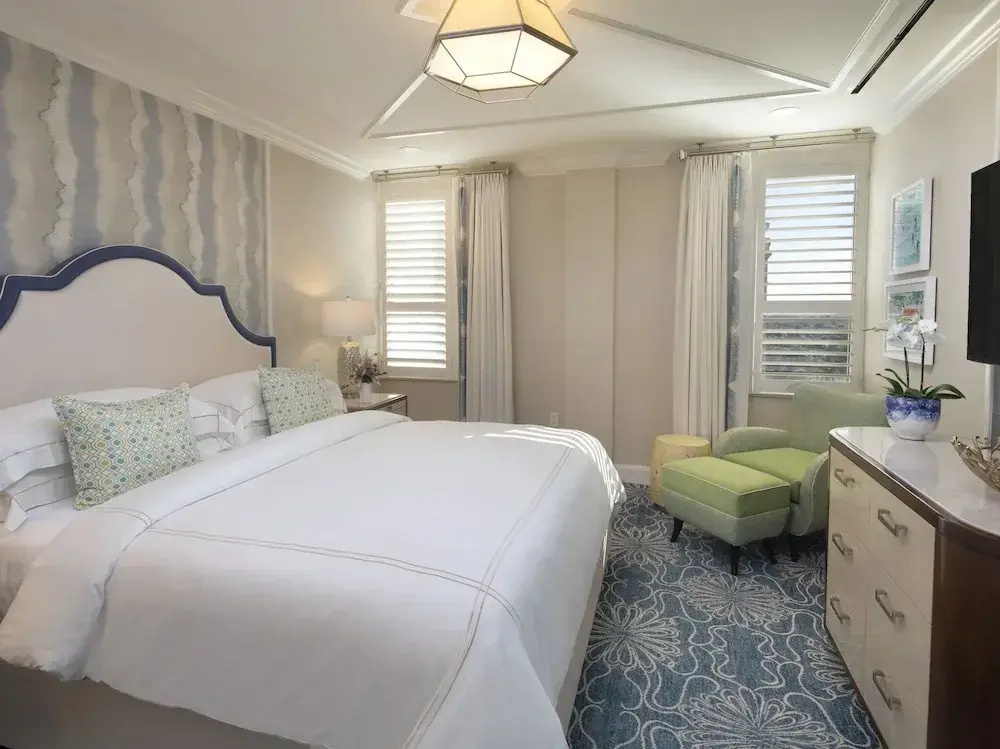 Classic Suite with view