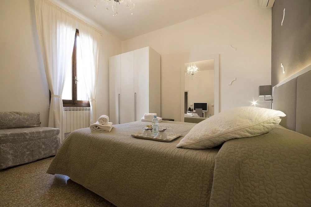 Трёхместный номер Standard в Al Portico Guest House Venezia