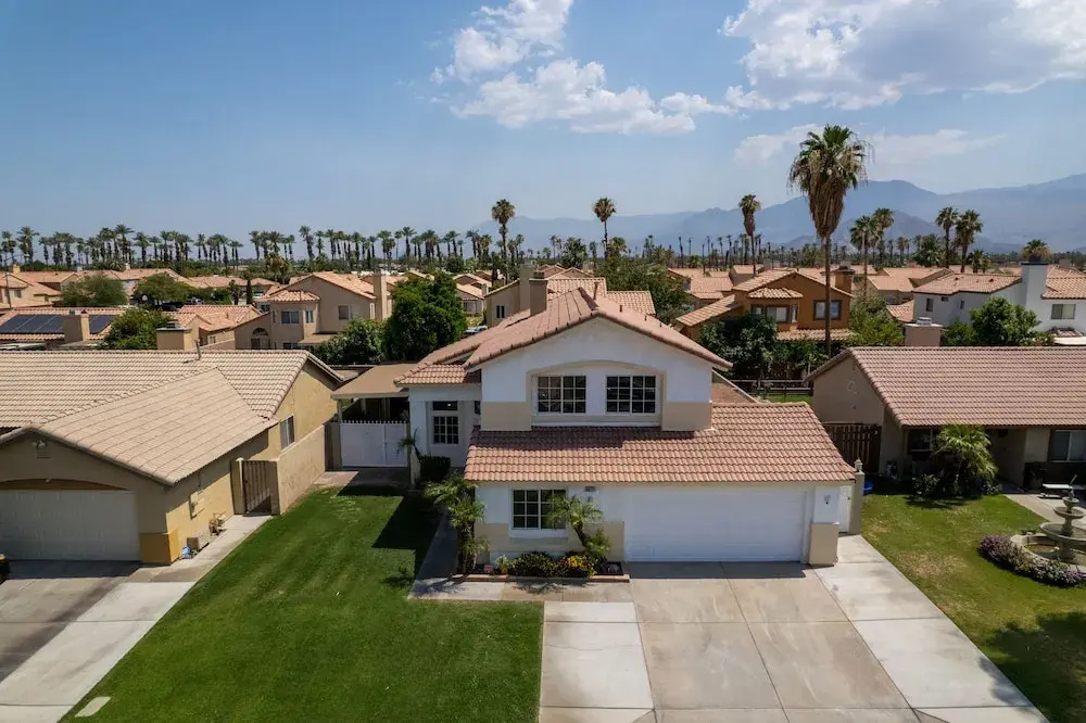 Top Rated Desert Oasis With Pool- BBQ- Game+ - S1